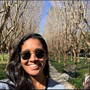 Meet your Posher, Sarrah